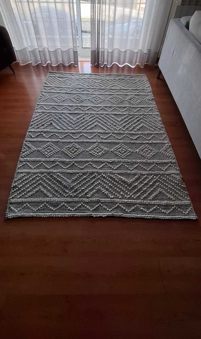 Tapete Preto e Branco  140x210