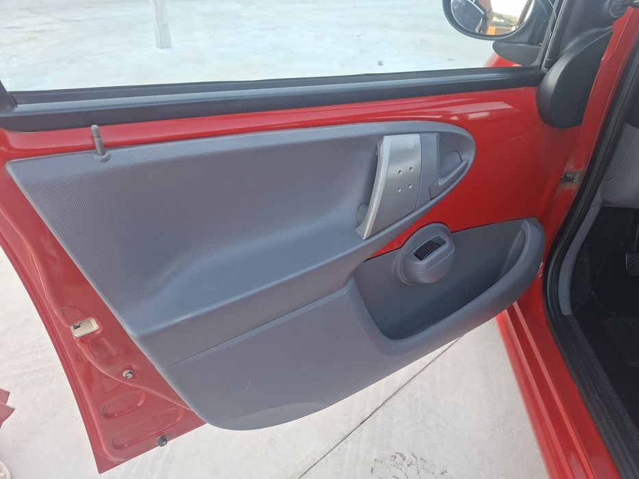 Peugeot 107 gasolina 120000kms