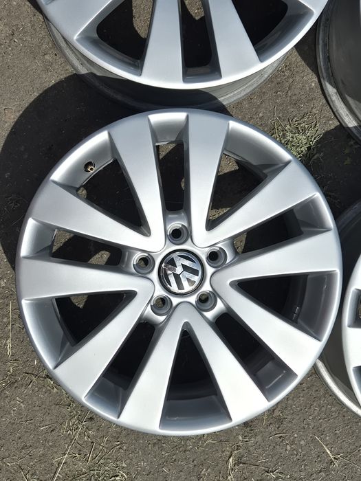 Продам компл.оригин.дисків   VOLKSWAGEN  R17  5x112
