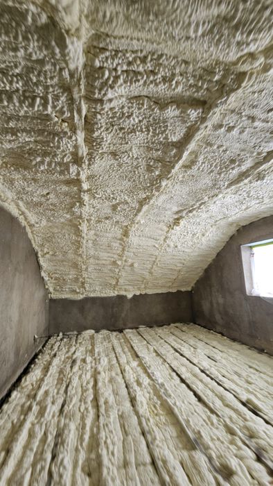 Утеплення Піною, ППУ, дахів, перекриття, ангарів, каркасних будинків