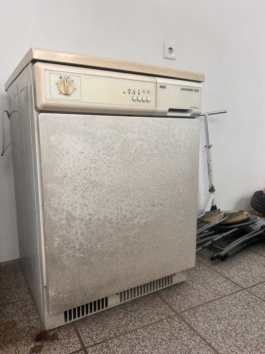 Maquina secar roupa 7kg AEG