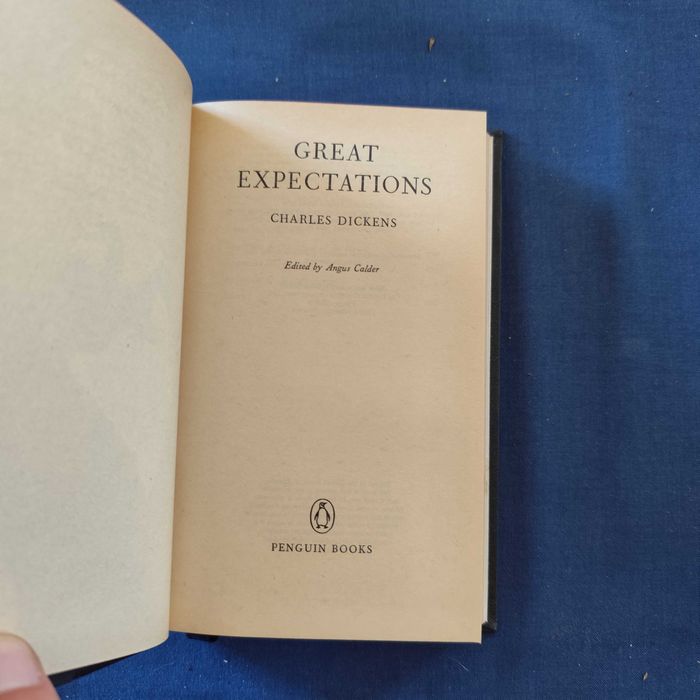 Charles Dickens - Great Expectations (em inglês)