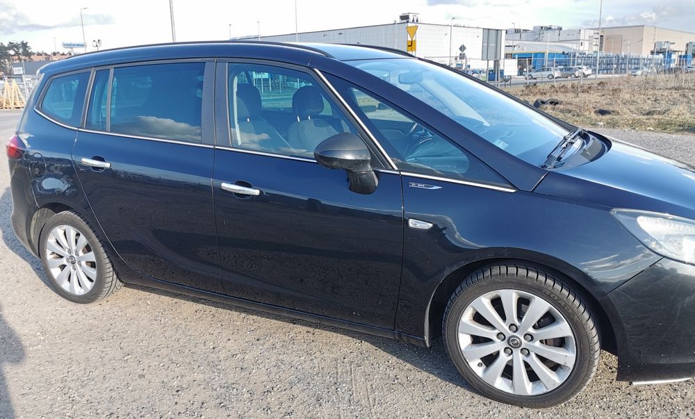 Opel zafira c tourer