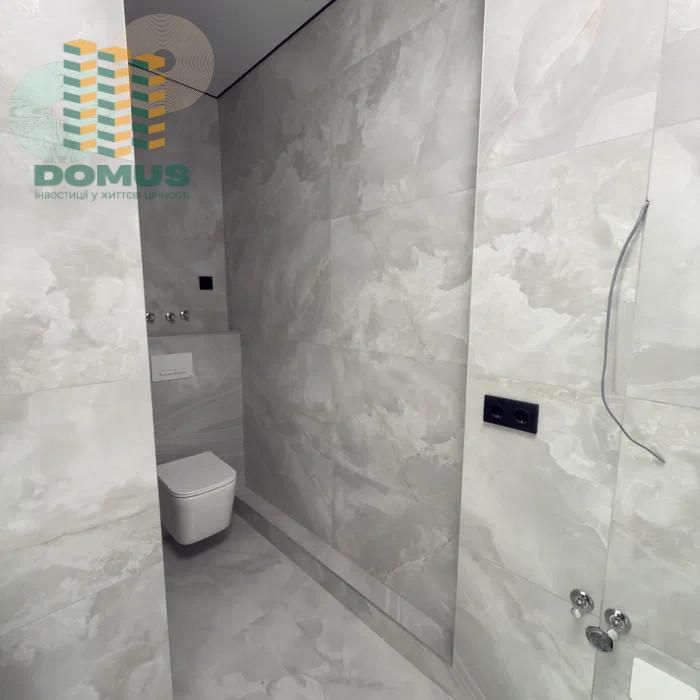 Продам 2 комн на Краснова ЖК 65 Жемчужина! Новый ремонт!