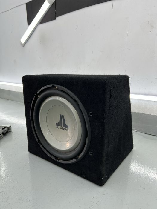 Ground Zero GZTA 2500TX + subwoofer JL Audio – mocny zestaw car audio
