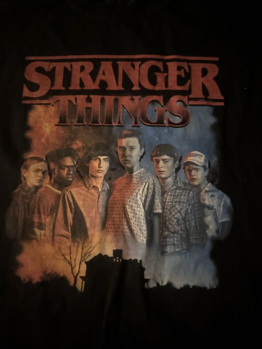 koszulka netflix stranger thinks