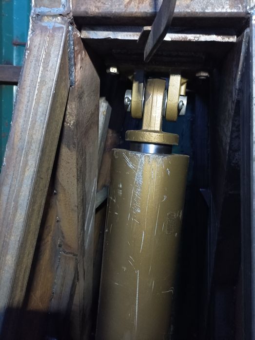 Самосвал KOGEL SN 24