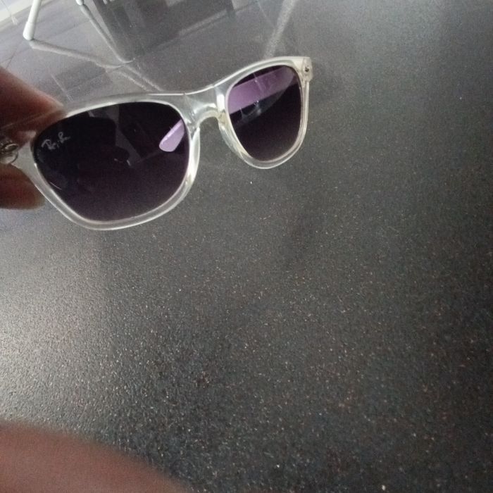 Piękne okulary przeciwsłoneczne RayBan
