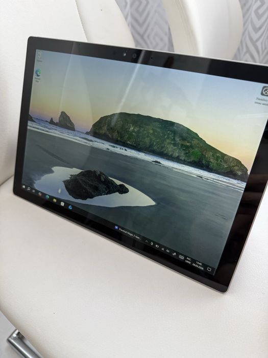 microsoft surface pro 4 - купити ноутбуки - Ціна на OLX.ua