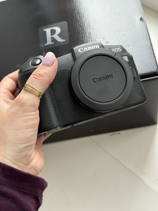 Фотоапарат canon rp бездзеркальна камера