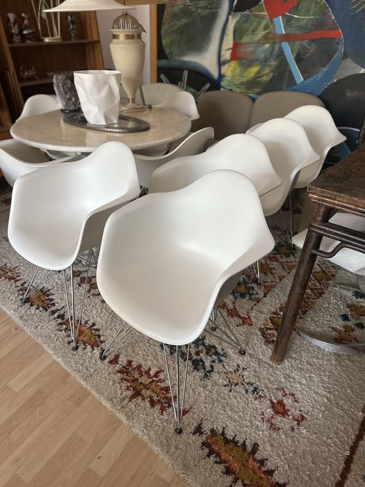 Vitra krzesło do jadalni EAMES model DAR