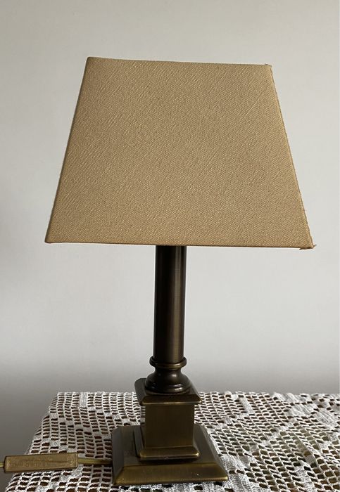 Stara mosiezna lampka