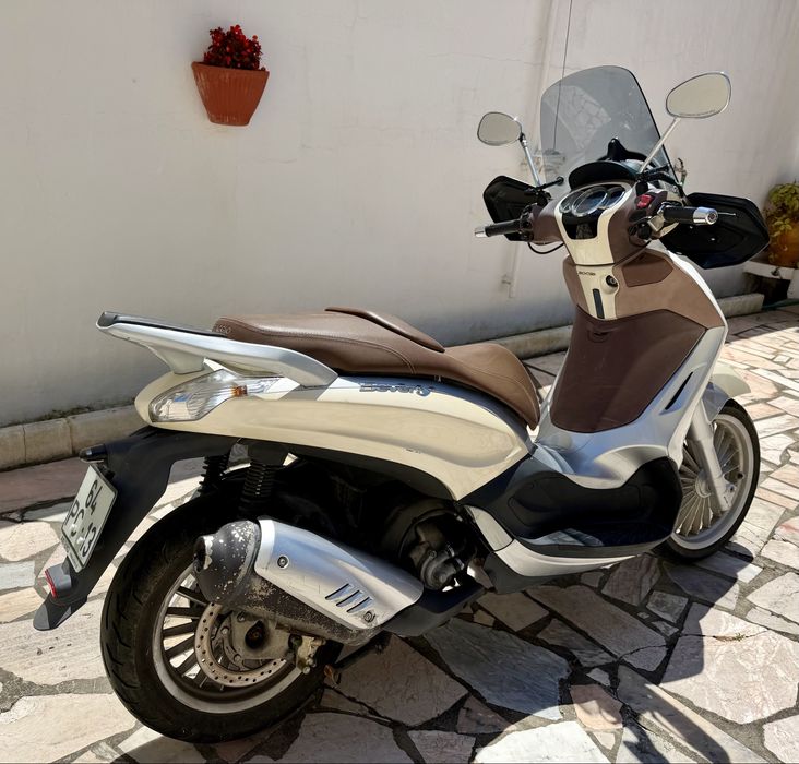 Piaggio Beverly 300