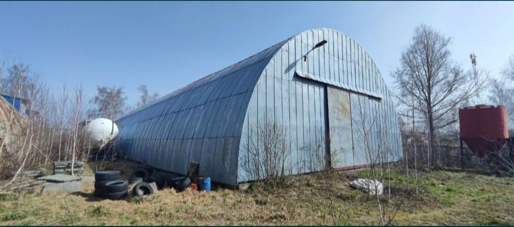 Продам складське приміщення с.Березівка ,500 м, 23 сотки  землі