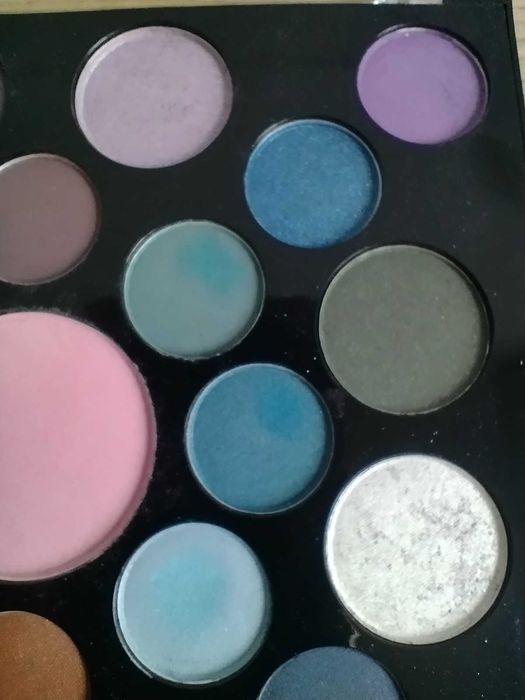 Paleta 25 Cieni Do Powiek - H&M