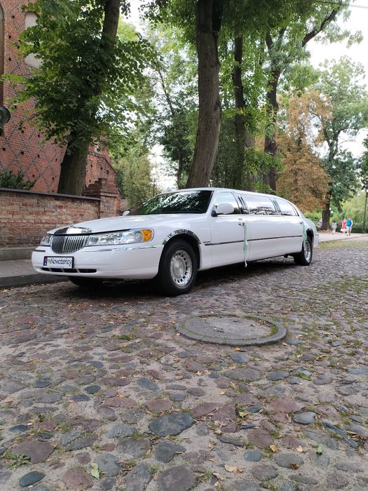 Auto do ślubu, wynajem limuzyny, samochody weselne,