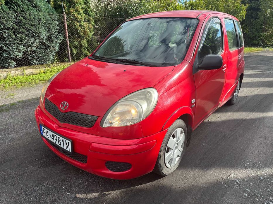 Toyota Yaris Verso