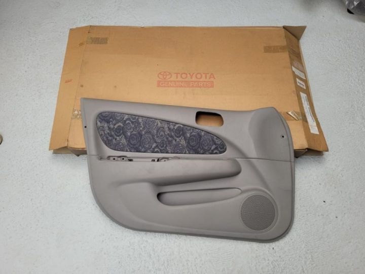 Forra Porta F.e Corolla 98 5 portas (Nova)