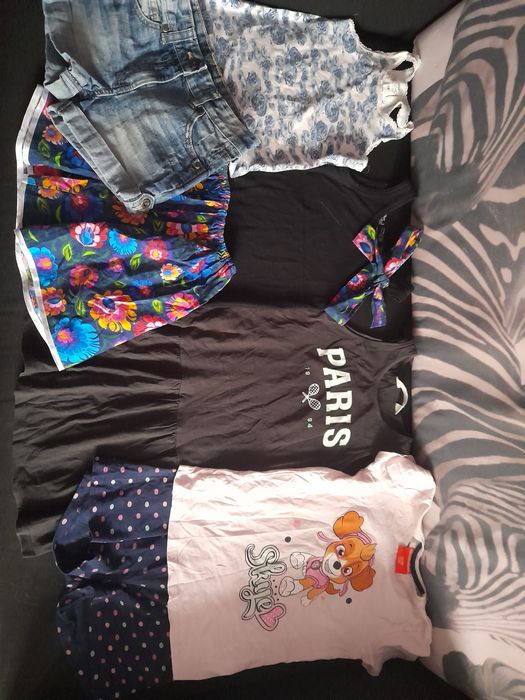 Paka ubranek  122/128