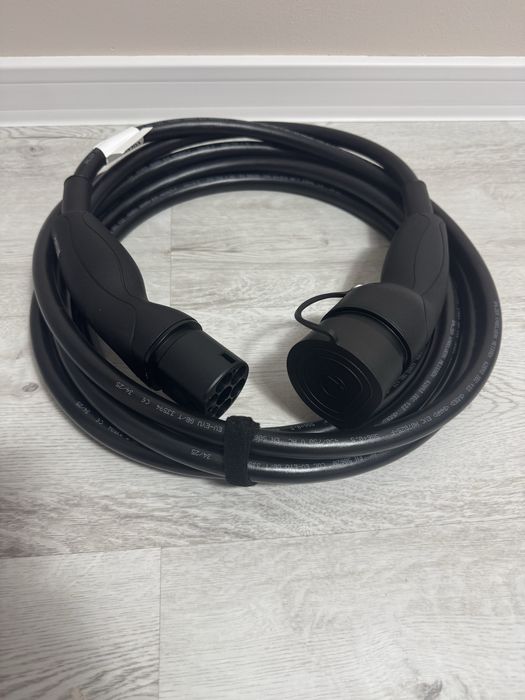 Kabel ładowania Volvo 32A.