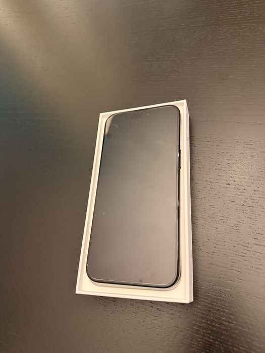 iPhone 15 pro max 256g