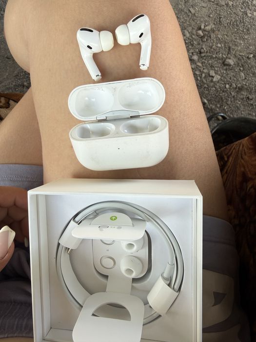 Продам Airpods pro