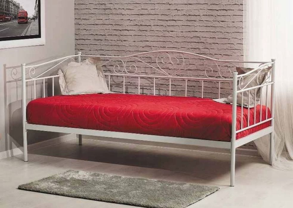 Metalowe łóżko z materacem 90x200 kolor bialy