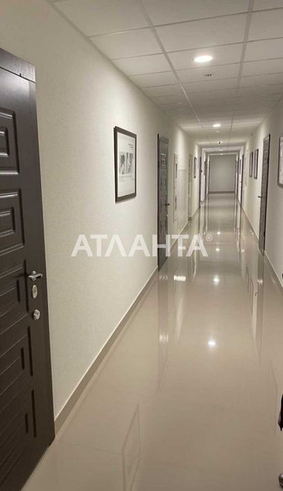 1 кімнатна квартира на Сахарова .