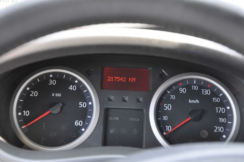 Wynajem/Wypożyczalnia busów - Renault Trafic