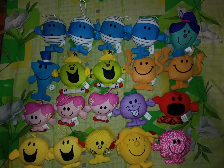 Іграшки з Macdonald's, смайлики та Грінч