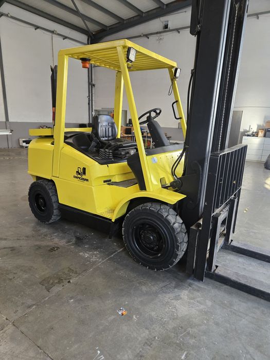 Empilhador Hyster 4000KG