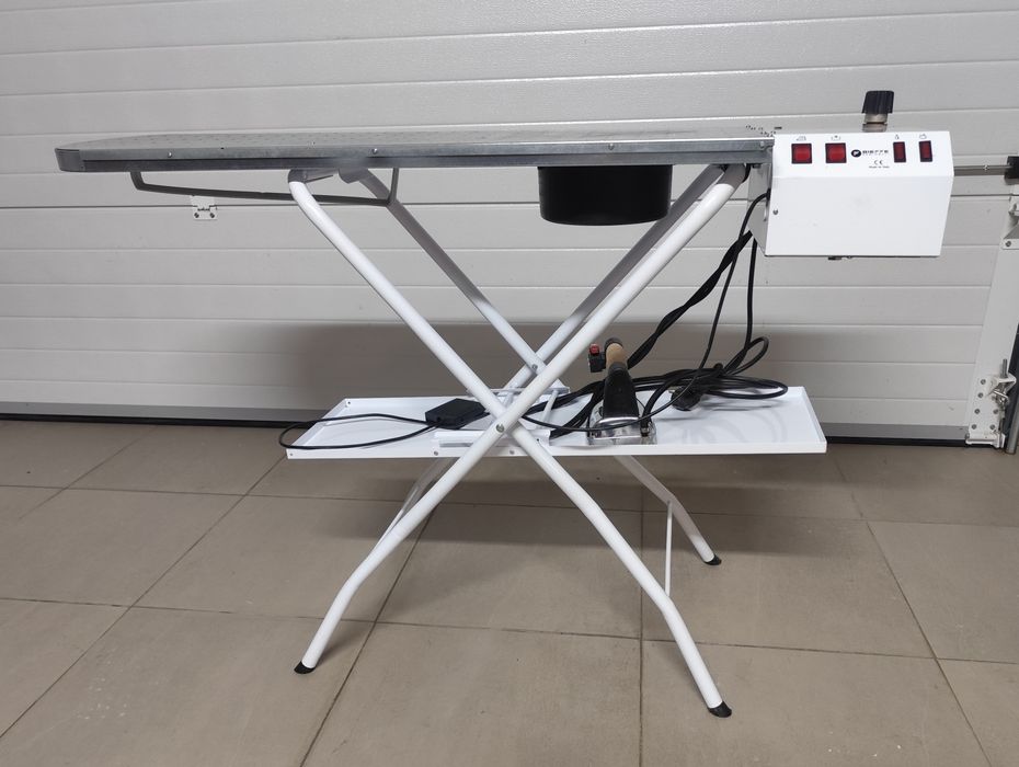 Ferro/tábua de Engomar com Caldeira de Cobre – Profissional