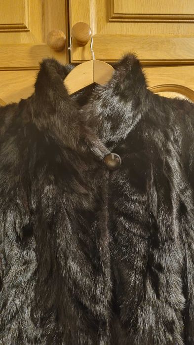 Futro z norek praktycznie nowe