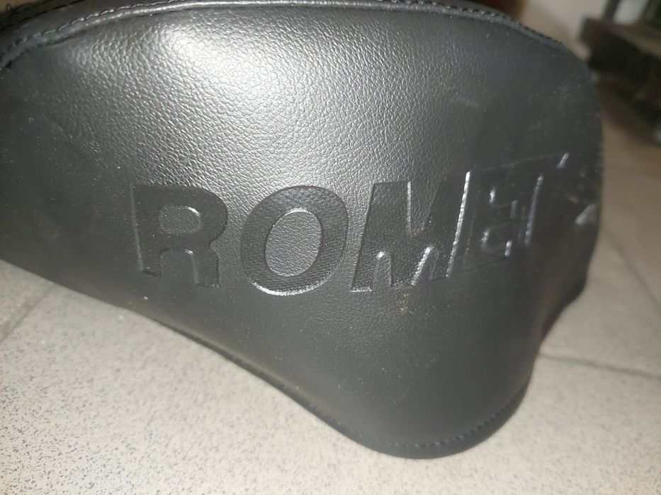 Nowy Polski pokrowiec siedzenia romet motorynka komar z napisem ROMET