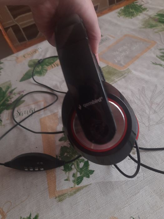 Słuchawki z mikrofonem