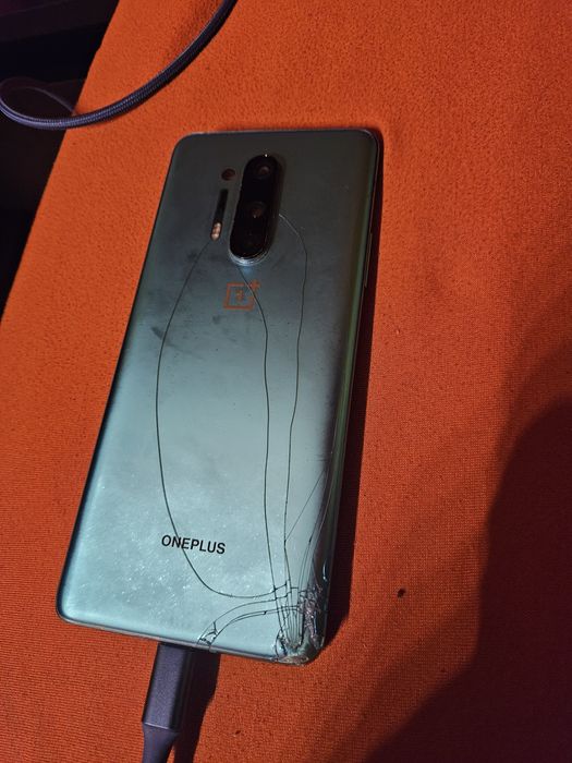 Oneplus 8 256gb uszkodzony wyświetlacz