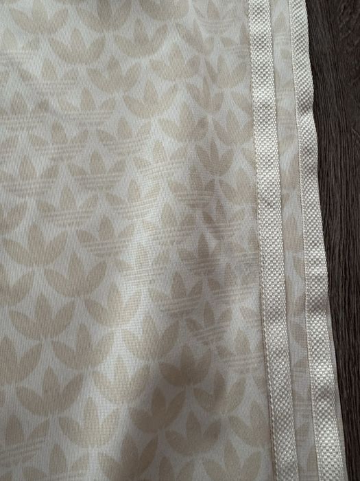 Spodnie dresowe dla dziewczynki adidas 140