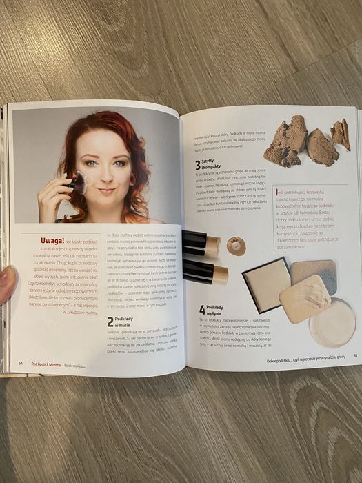 Książka „Red lipstick monster tajniki makijażu”