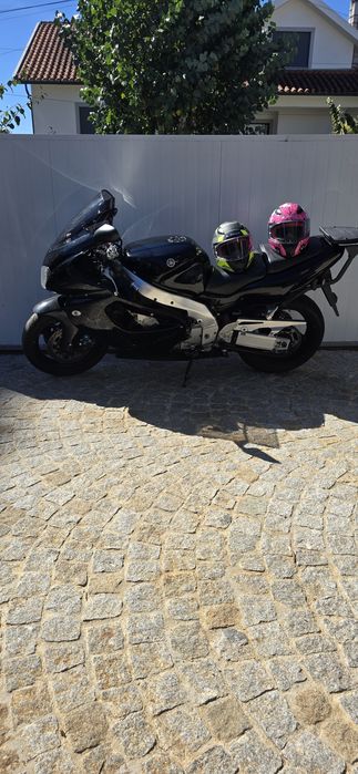 Moto yamaha YZF 1000 DE 2001