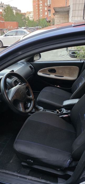 Mitsubishi Carisma 1.9 TD — стан, який здивує!
