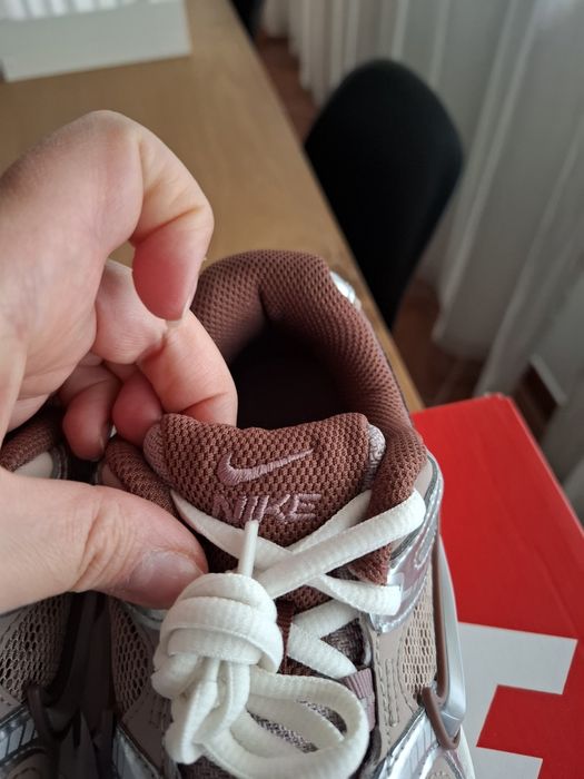 Sapatilhas Nike V5 RNR Bordeaux e Prateadas