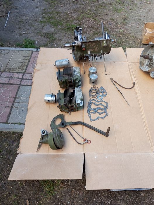 Запчастини двигателя уд 2,уд1, Зід 4.5, умз 5 нові та бу