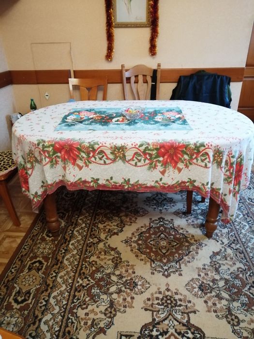 Дубовый стол, овал 160*100, выс. 77 см