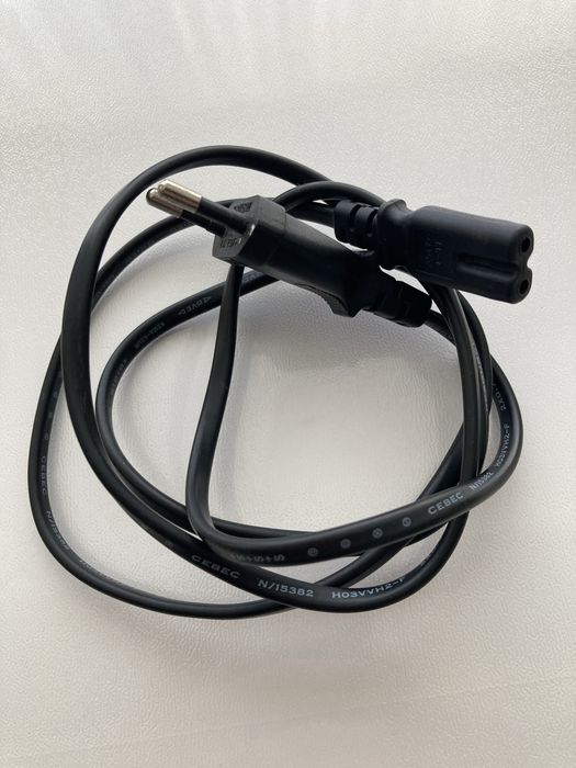 Продам подзарядное устройство переходники