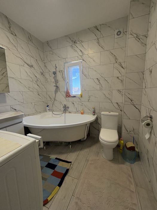 Будинок з ремонтом та бомбосховищем!