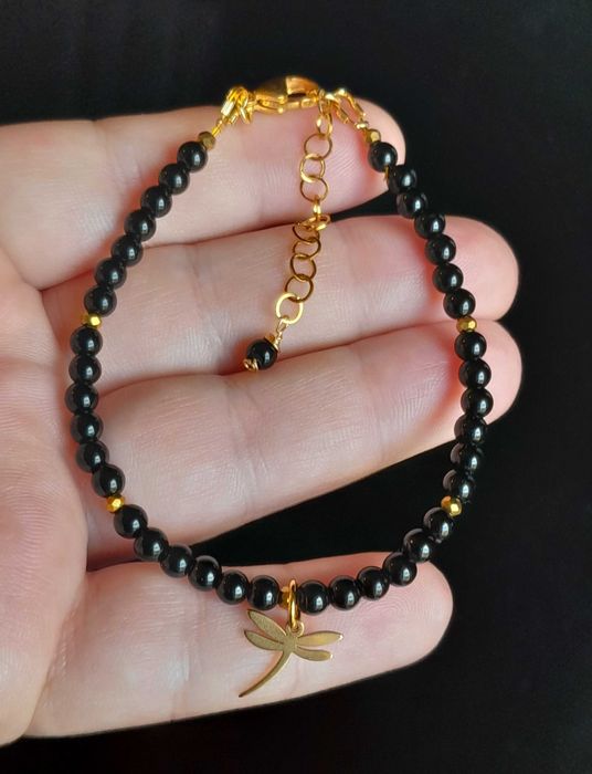 Pozłacana bransoletka z kamienia naturalnego czarny onyks.