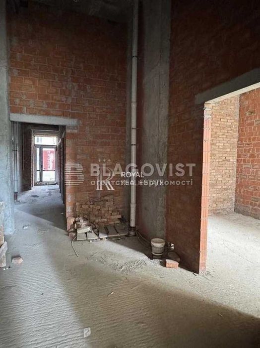 Вигідно! комерційне приміщення ЖК Ярославів .Град Золоті ворота. Центр