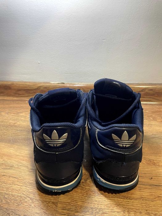 Adidas Original кроссовки 44 размер