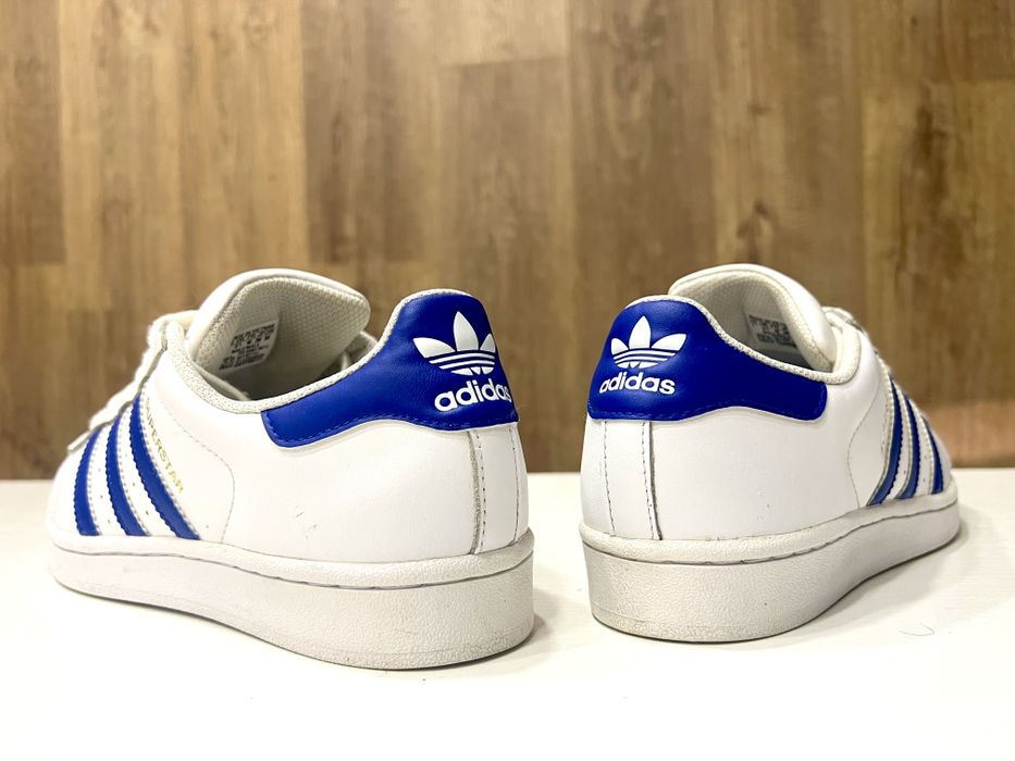Кроссовки Adidas
