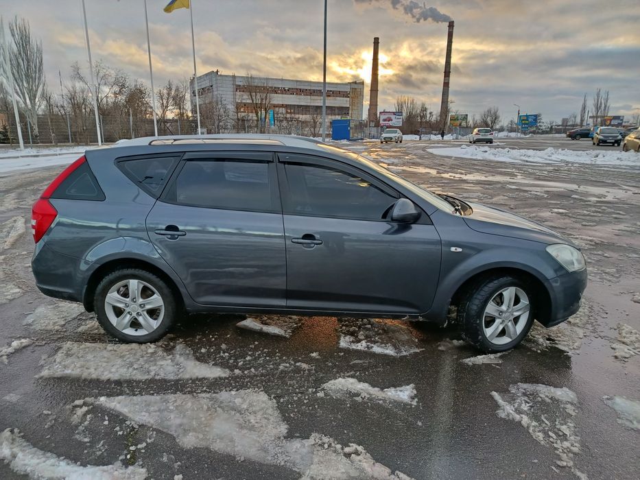 Продам KIA CEED от владельца.